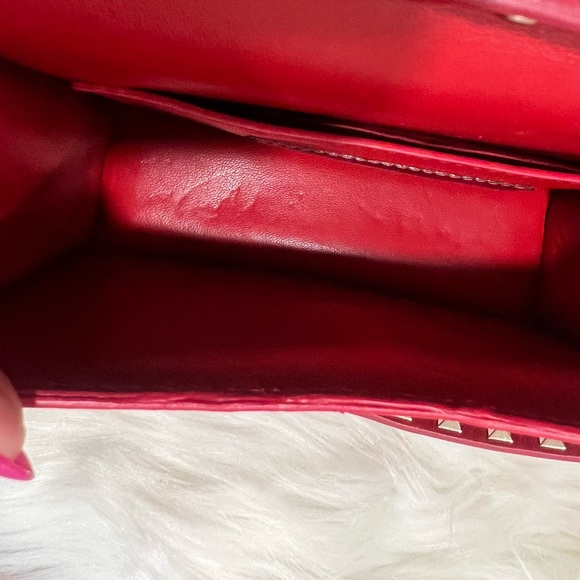 💯 Authentic Valentino Top Handle Rockstud HandBag - Picture 6 of 8